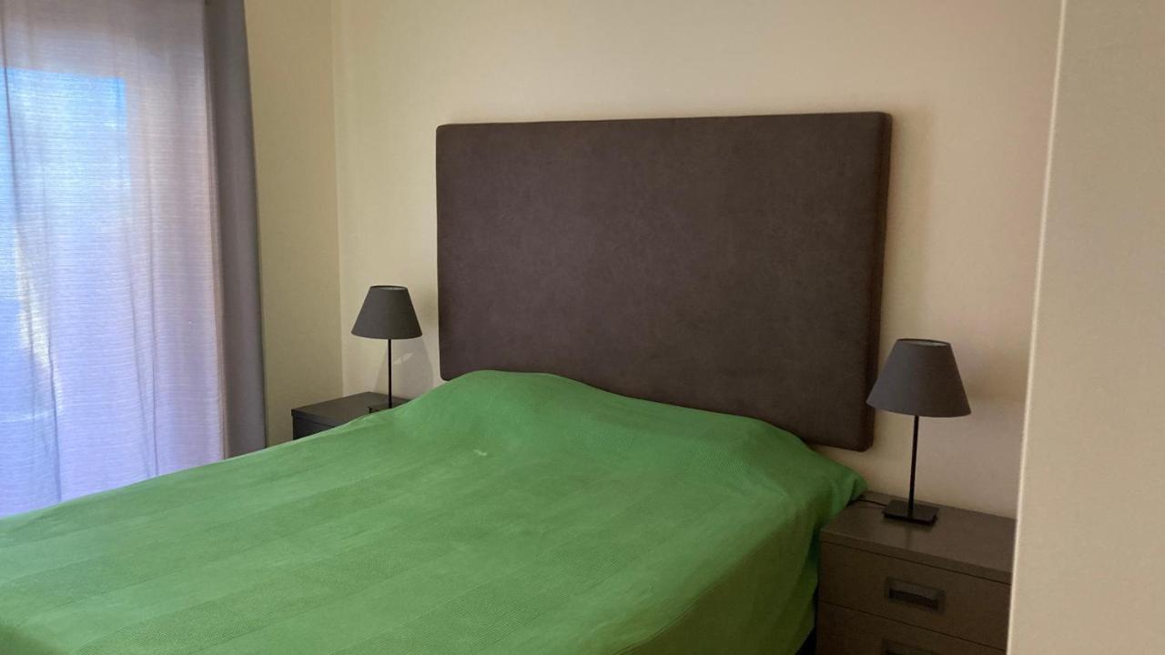 Apartamento com 2 quartos, varanda ampla e piscina Conceicao (Faro) Exterior foto