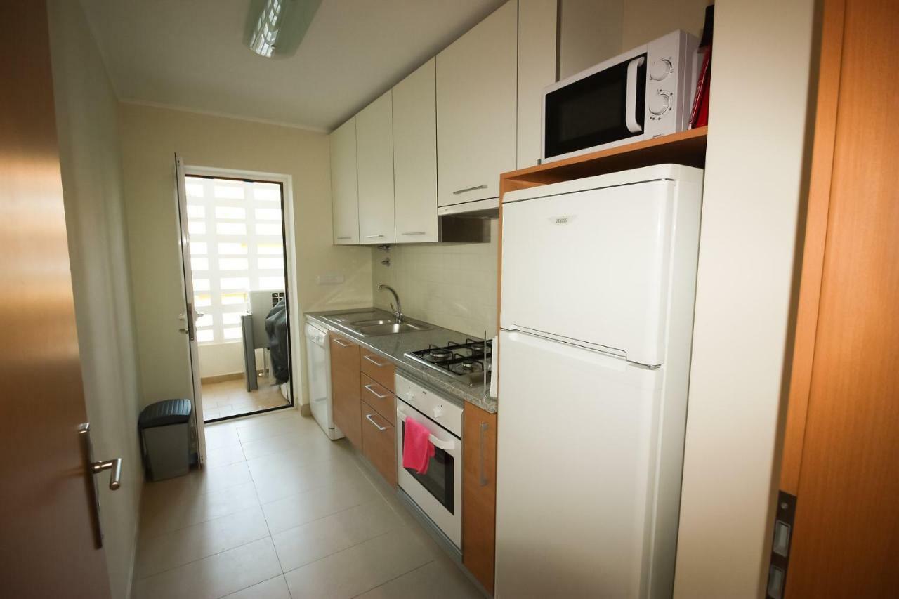 Apartamento com 2 quartos, varanda ampla e piscina Conceicao (Faro) Exterior foto